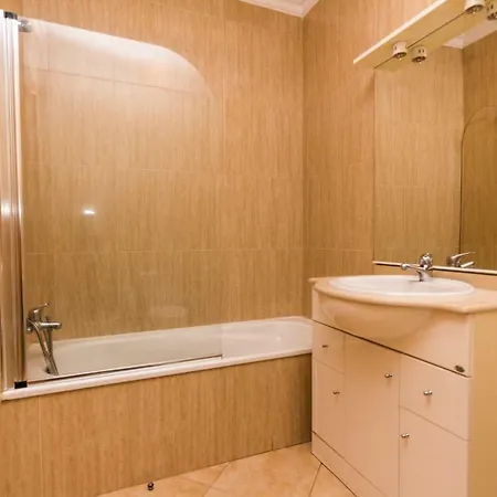 Beautiful T1 Apartment *